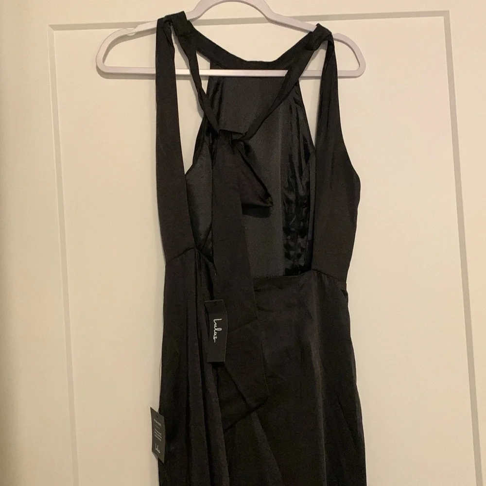 Lulus black silk jumpsuit in size Medium - Picture 3 of 9